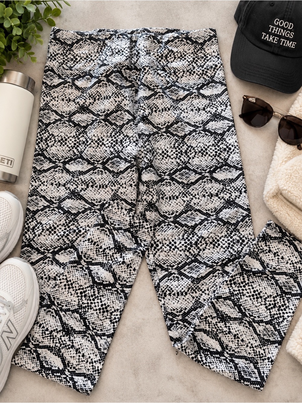 LuLaRoe TC Tall & Curvy Black Cream Snakeskin Animal Print Leggings